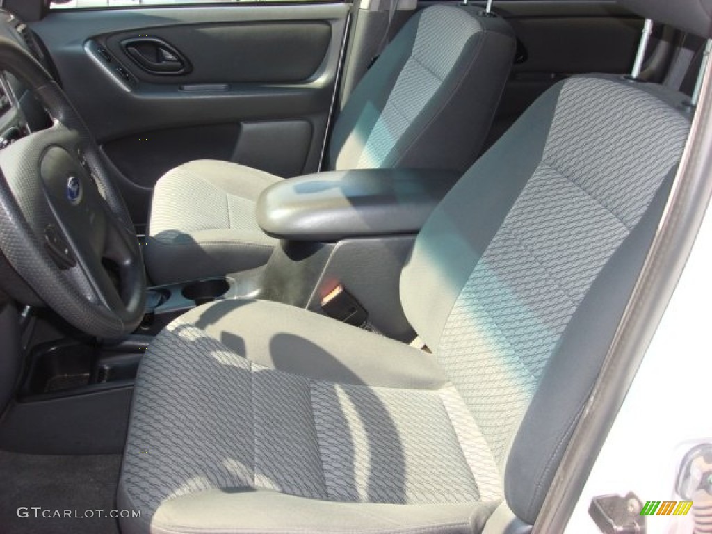 2004 Escape XLT V6 4WD - Oxford White / Medium/Dark Flint photo #9