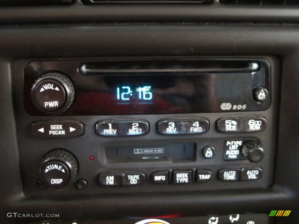 2000 Chevrolet Venture LS Audio System Photos