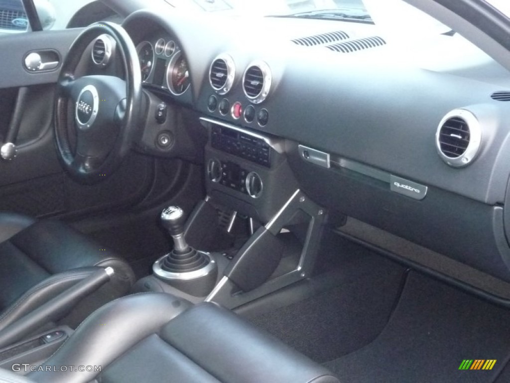 2001 Audi TT 1.8T quattro Coupe Ebony Black Dashboard Photo #53909845