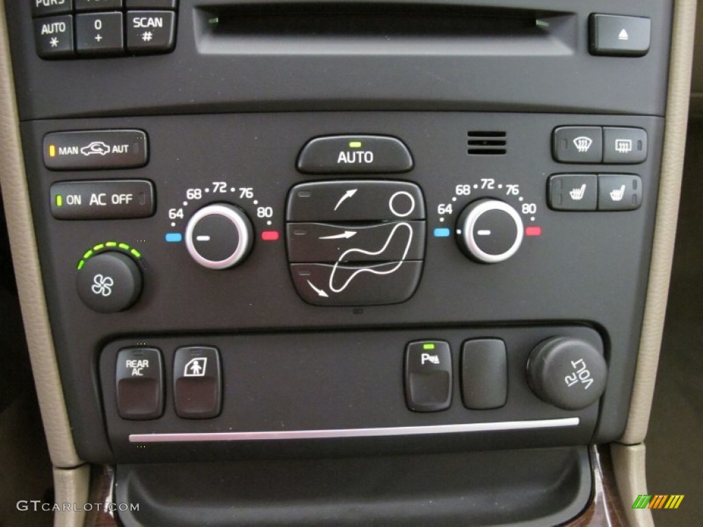 2012 Volvo XC90 3.2 Controls Photo #53910037