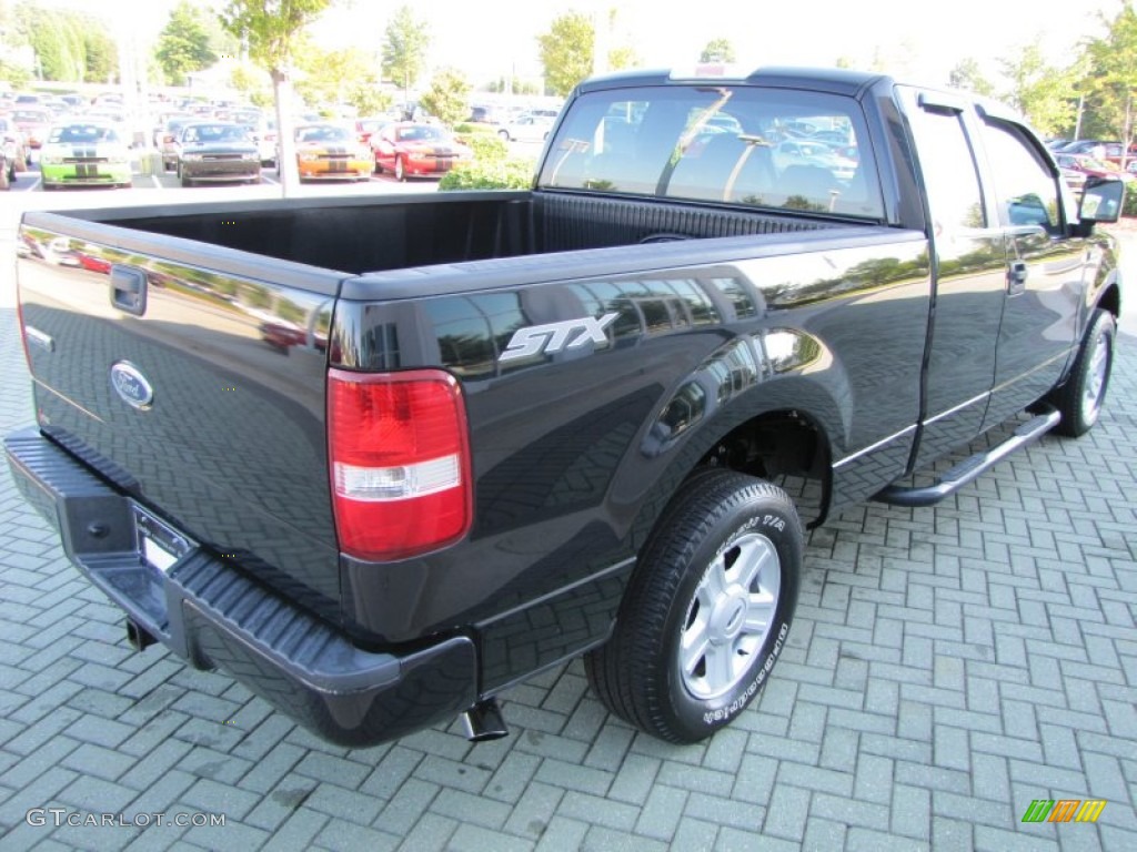 2005 F150 STX SuperCab - Black / Medium Flint Grey photo #5