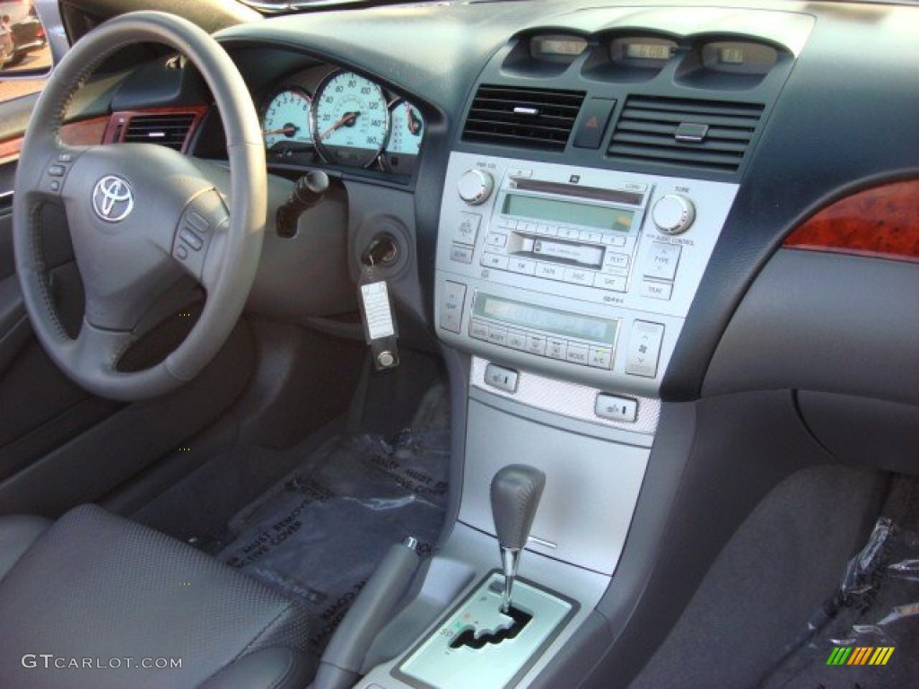 2006 Solara SLE V6 Convertible - Cosmic Blue Metallic / Dark Stone photo #12