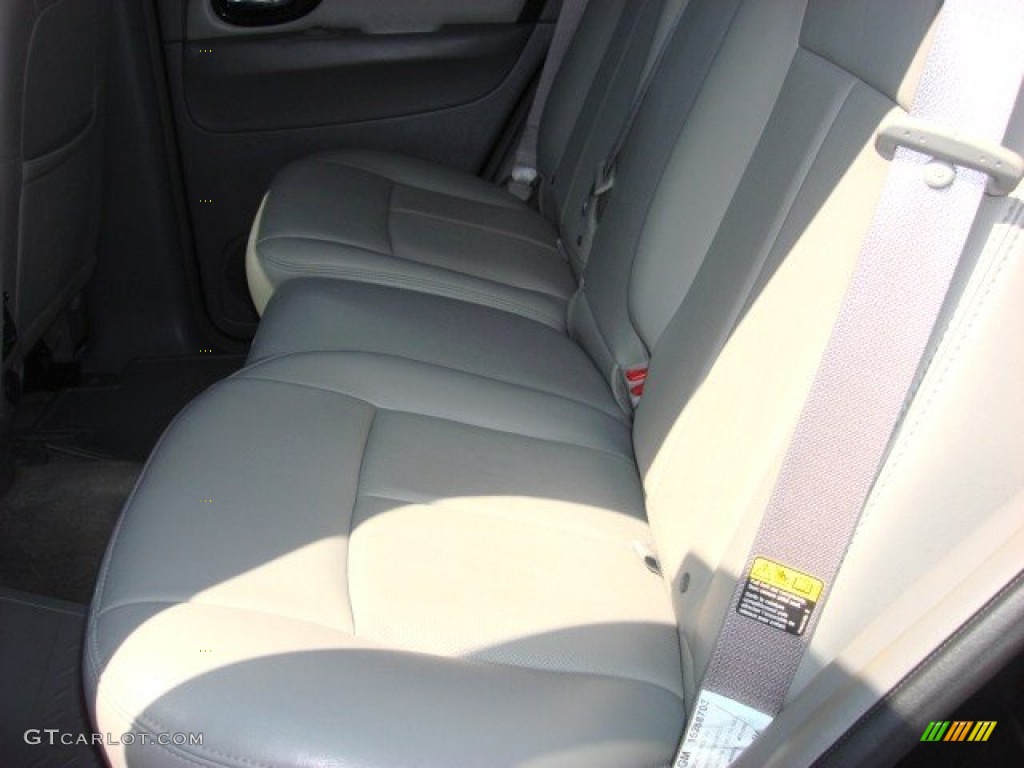 Gray Interior 2006 Buick Rainier CXL AWD Photo #53911381