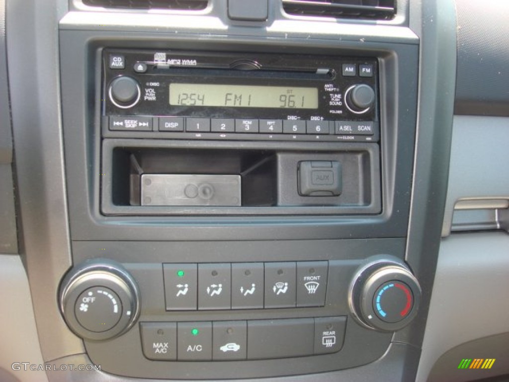 2010 Honda CR-V LX Controls Photo #53911870