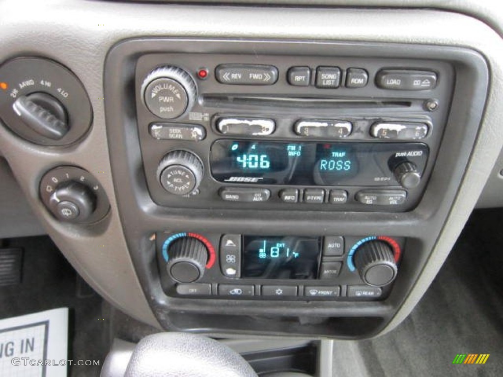 2004 Chevrolet TrailBlazer EXT LT 4x4 Audio System Photos