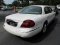 2000 Vibrant White Lincoln Continental   photo #2