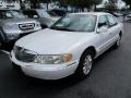 2000 Vibrant White Lincoln Continental   photo #4