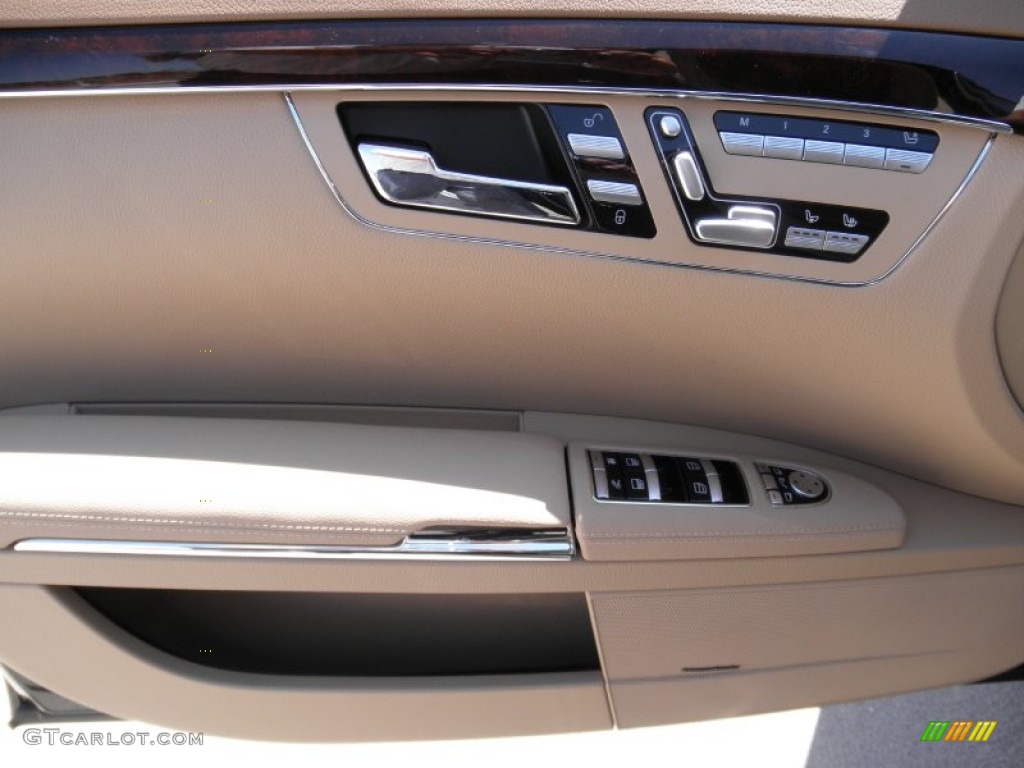 2012 Mercedes-Benz S 550 Sedan Cashmere/Savanna Door Panel Photo #53915266