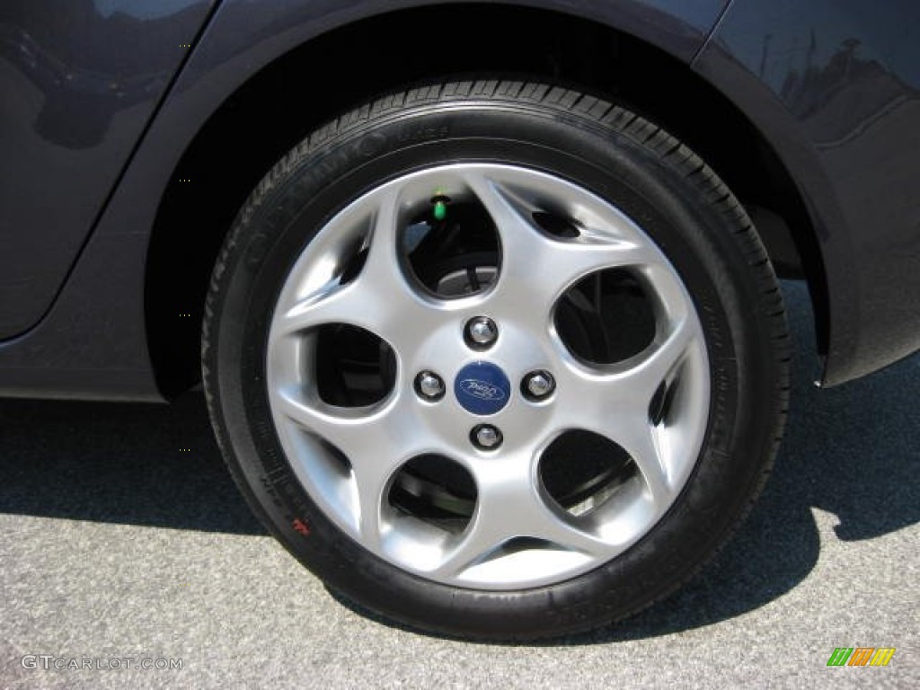2012 Ford Fiesta SES Hatchback Wheel Photo #53915407