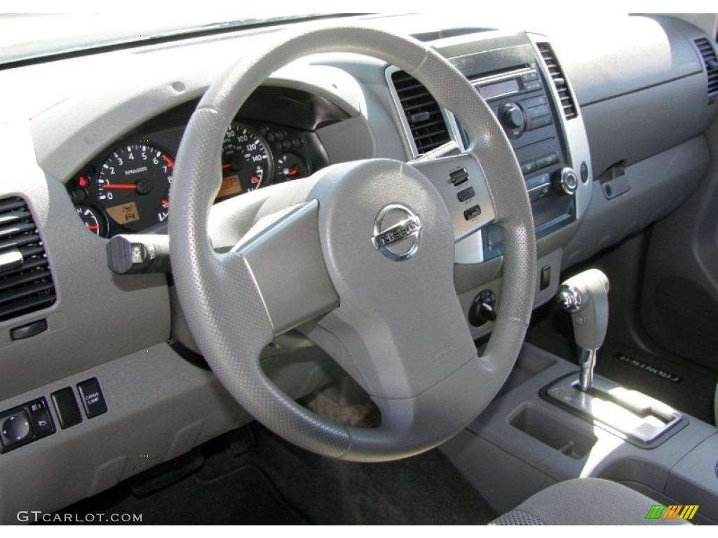2010 Nissan Frontier SE Crew Cab 4x4 Steering Wheel Photos
