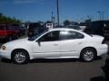 2003 Summit White Pontiac Grand Am SE Sedan  photo #9