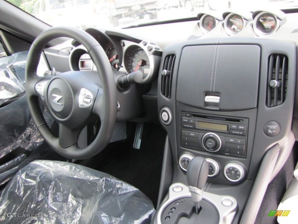 2011 Nissan 370Z Coupe Black Dashboard Photo #53919958