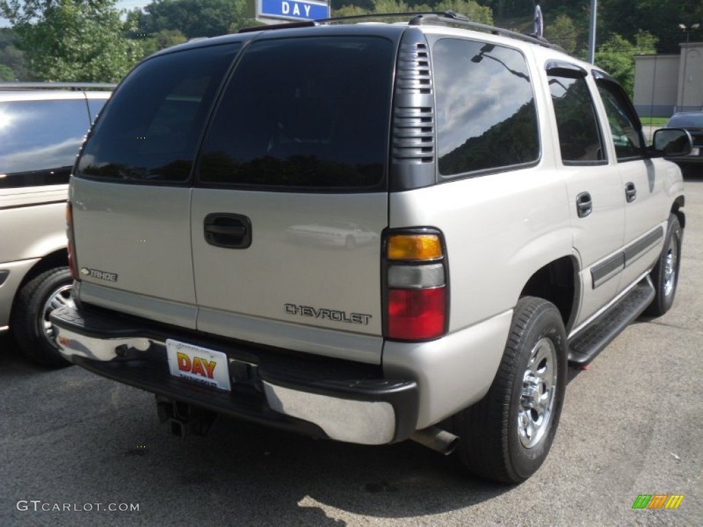 2004 Tahoe LS 4x4 - Silver Birch Metallic / Gray/Dark Charcoal photo #4