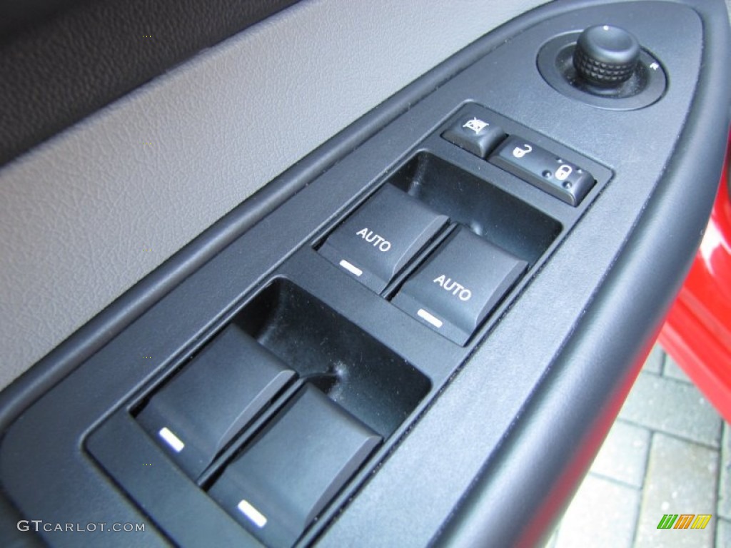 2008 Magnum R/T - TorRed / Dark Slate Gray/Light Slate Gray photo #13