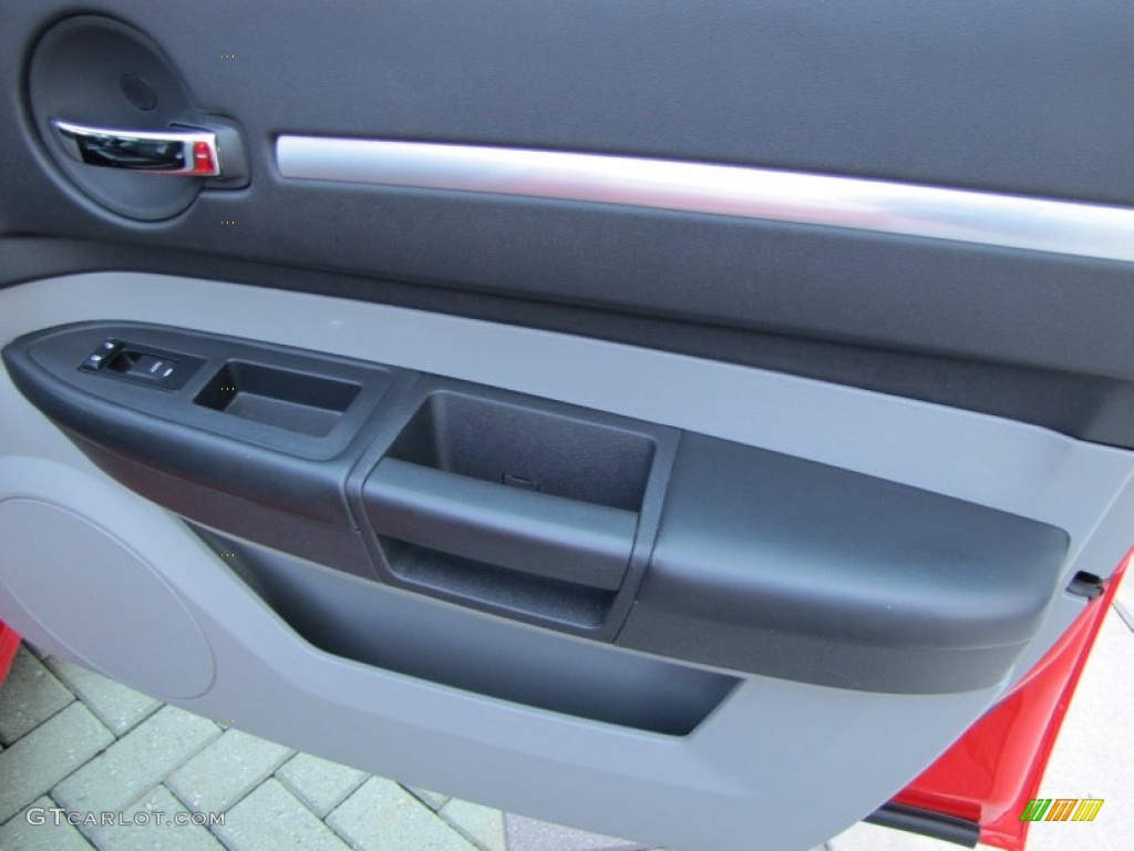 2008 Magnum R/T - TorRed / Dark Slate Gray/Light Slate Gray photo #26