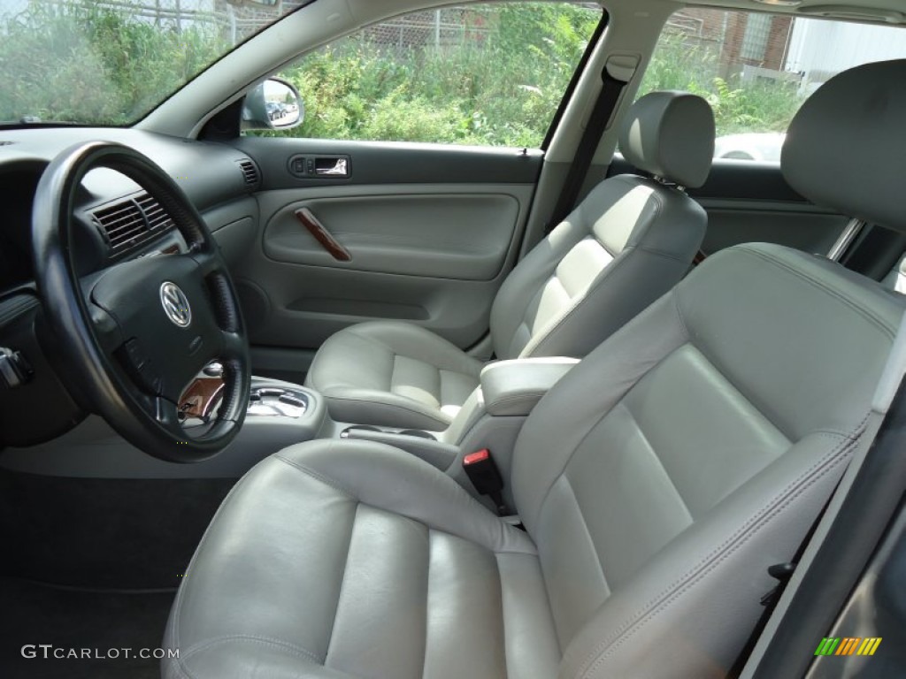 Grey Interior 2004 Volkswagen Passat GLX 4Motion Wagon Photo #53923594