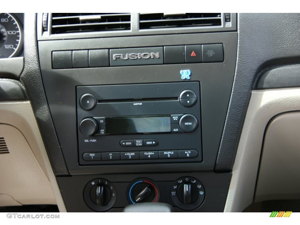2006 Ford Fusion S Audio System Photos