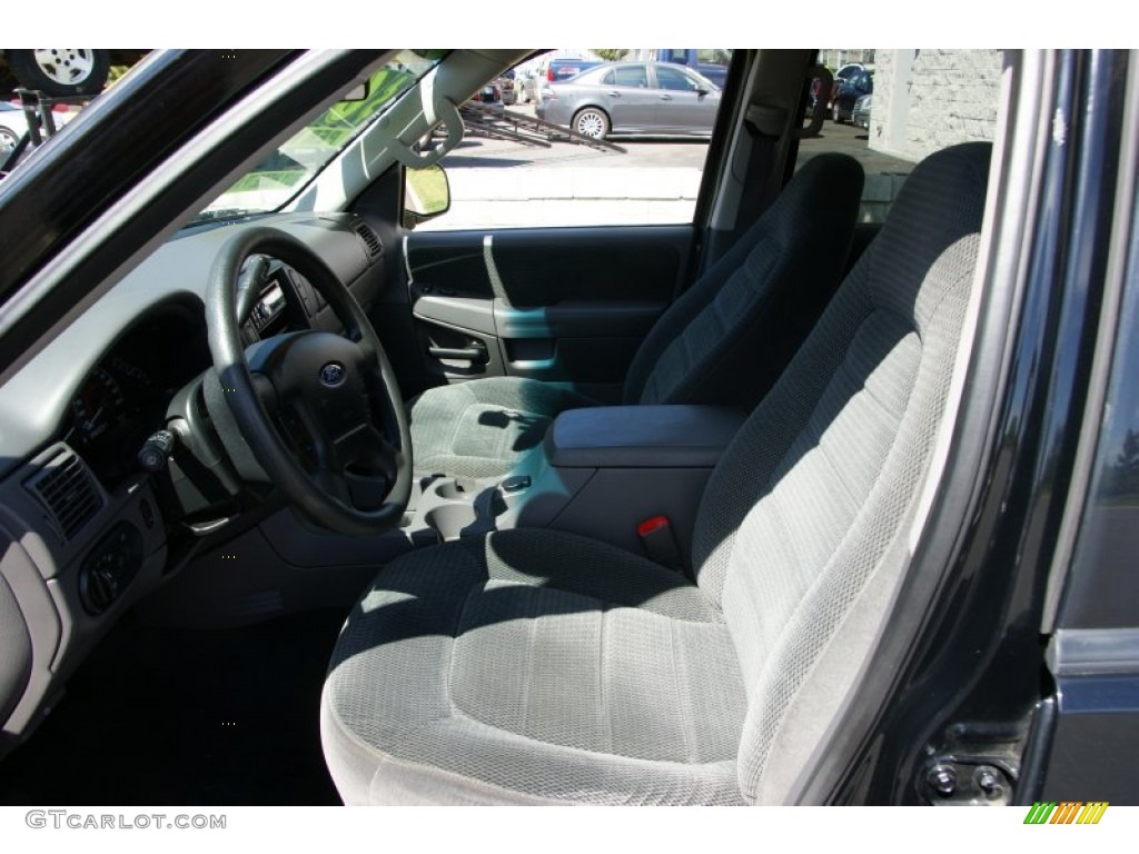 2002 Explorer XLT - Black Clearcoat / Graphite photo #8