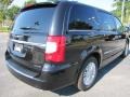 2012 Brilliant Black Crystal Pearl Chrysler Town & Country Limited  photo #3