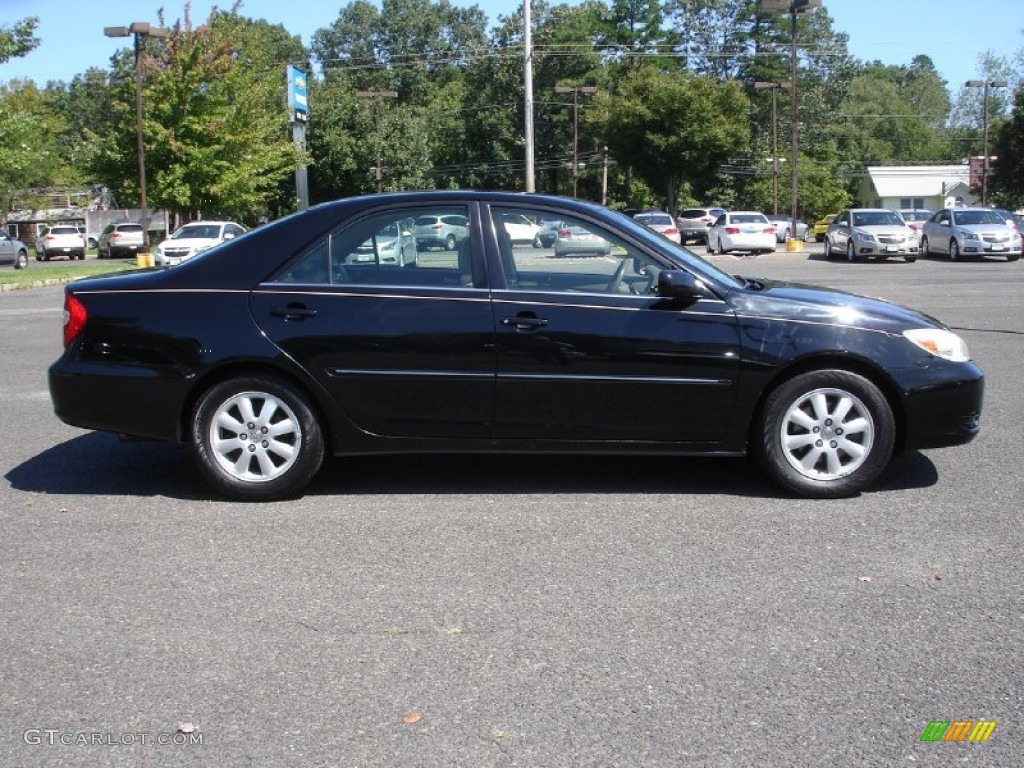 2002 Camry XLE V6 - Black / Taupe photo #7