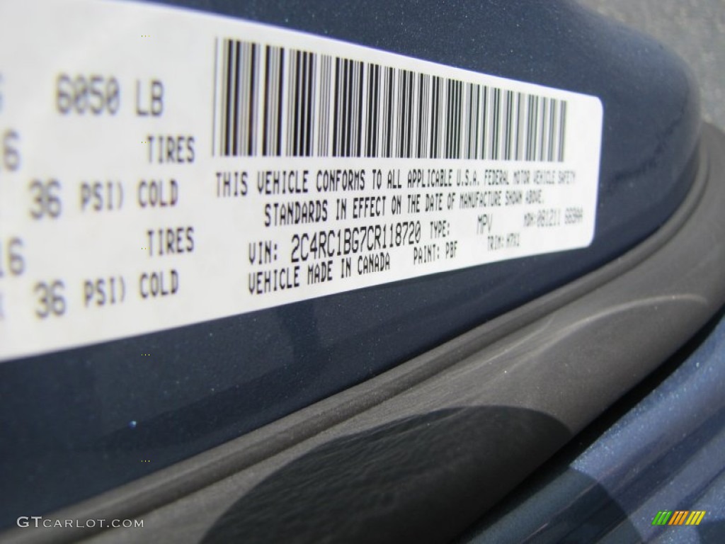 2012 Town & Country Color Code PBF for Sapphire Crystal Metallic Photo #53926594