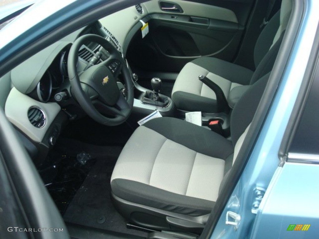 Jet Black/Medium Titanium Interior 2012 Chevrolet Cruze LS Photo #53928454