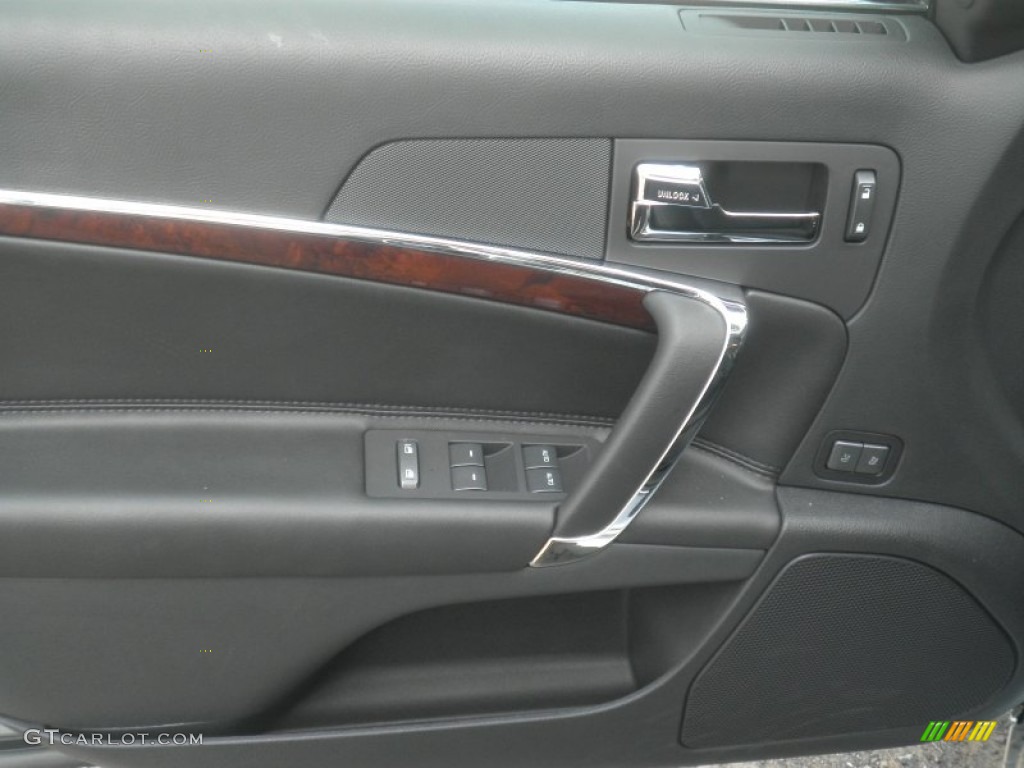 2012 Lincoln MKZ AWD Controls Photo #53929792
