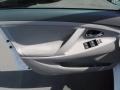 Super White - Camry LE Photo No. 17