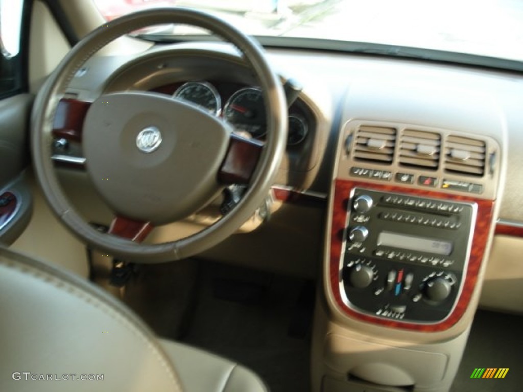 2006 Terraza CX - Cashmere Metallic / Cashmere photo #13