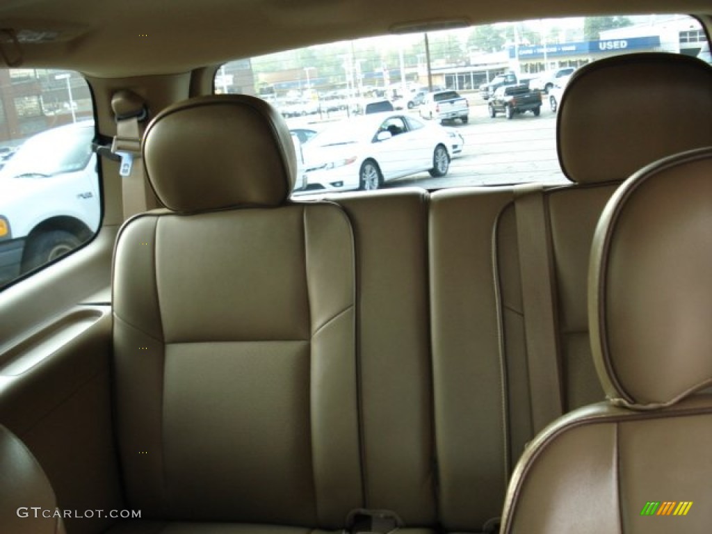 2006 Terraza CX - Cashmere Metallic / Cashmere photo #17