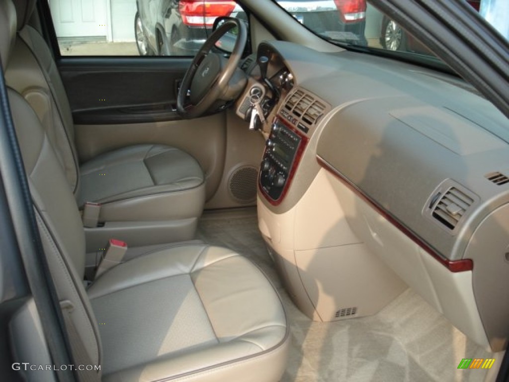 2006 Terraza CX - Cashmere Metallic / Cashmere photo #20