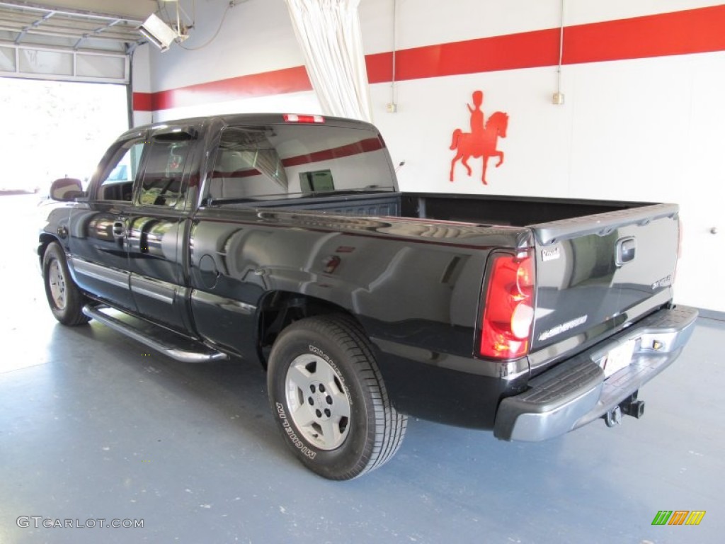 2005 Silverado 1500 LT Extended Cab - Black / Medium Gray photo #2