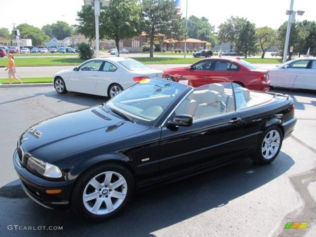 2002 3 Series 325i Convertible - Jet Black / Beige photo #16