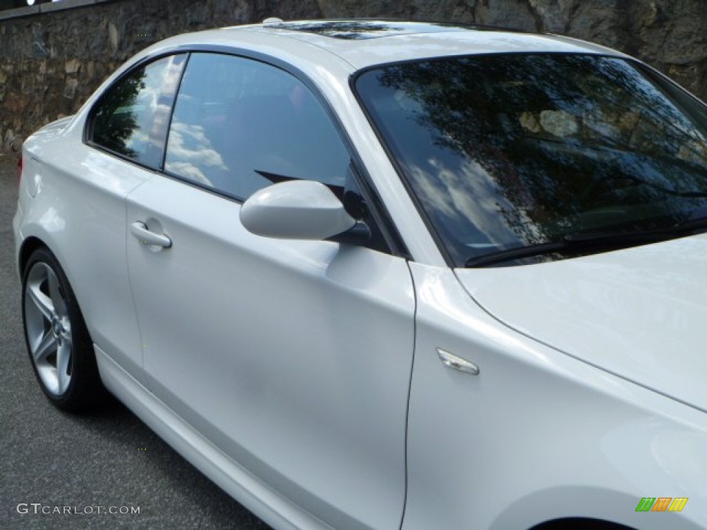 2008 1 Series 135i Coupe - Alpine White / Coral Red photo #13