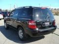 Black - Highlander V6 4WD Photo No. 4