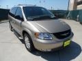 Light Almond Pearl Metallic - Town & Country LXi Photo No. 1