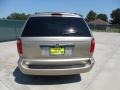 Light Almond Pearl Metallic - Town & Country LXi Photo No. 4