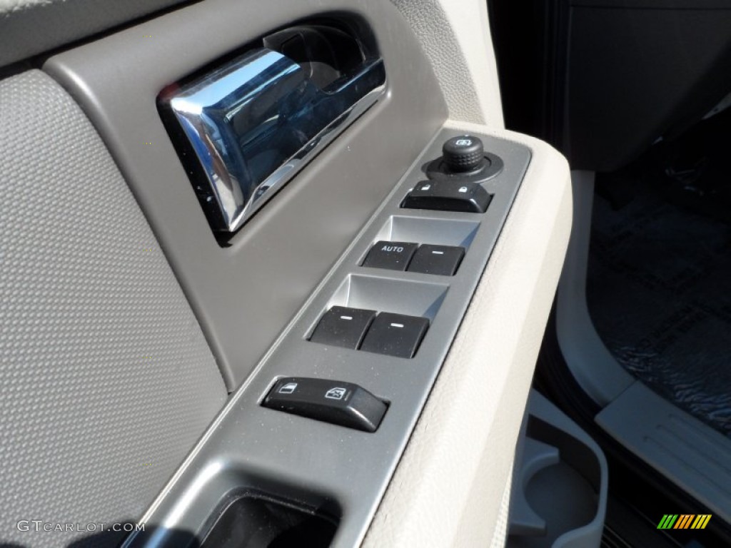 2011 Ford Expedition EL XLT Controls Photo #53939332
