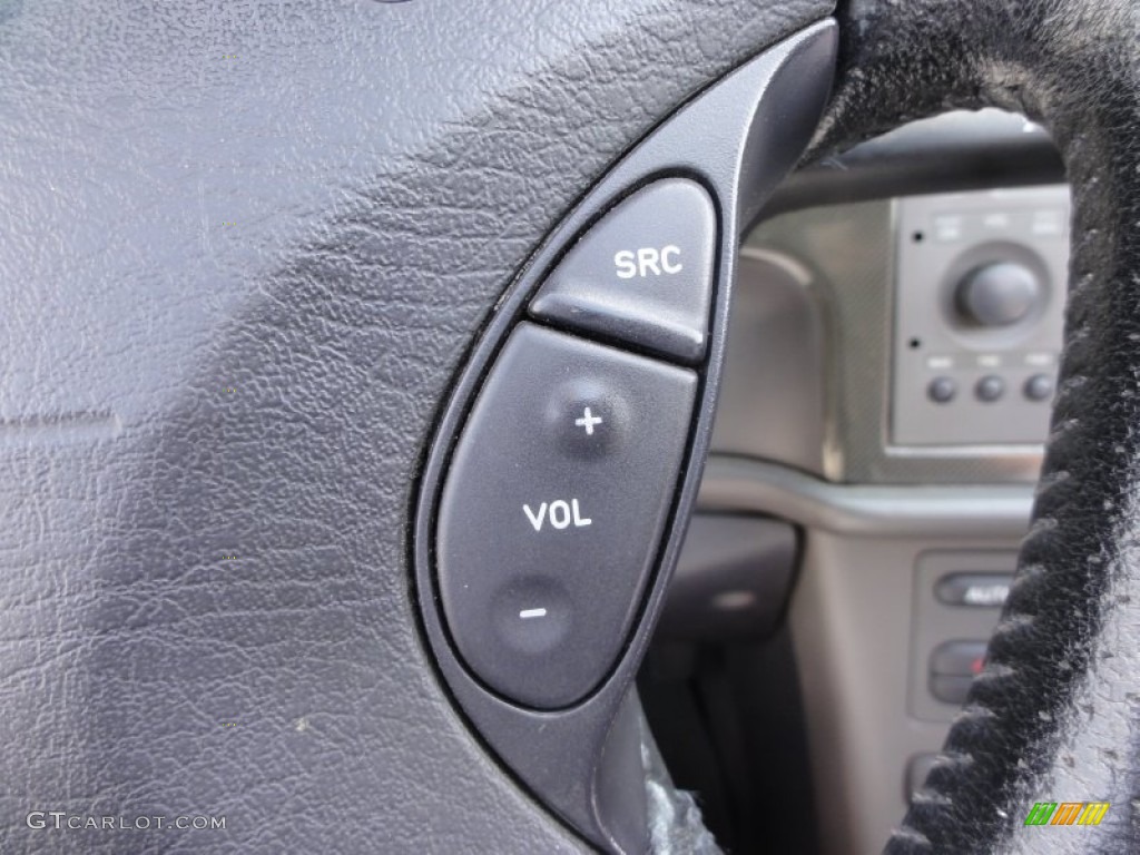 2003 Saab 9-3 SE Convertible Controls Photo #53942528