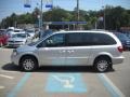 Bright Silver Metallic - Town & Country EX Photo No. 6