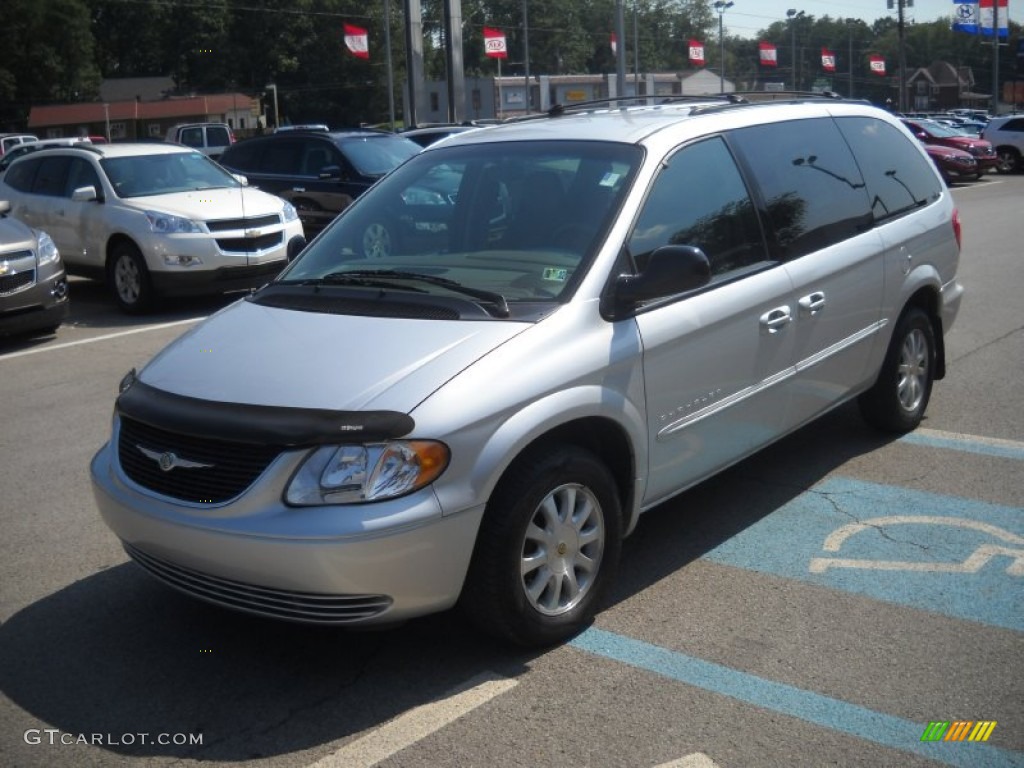 2001 Town & Country EX - Bright Silver Metallic / Taupe photo #7