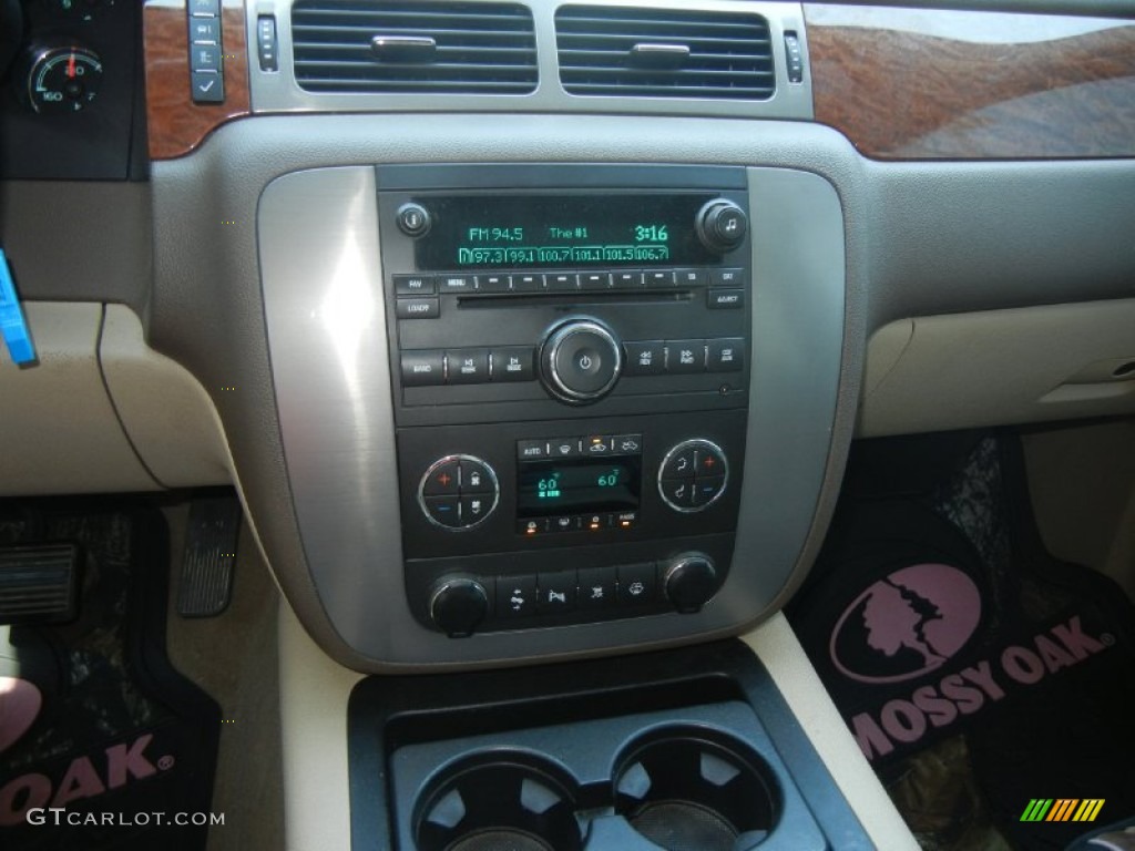 2008 GMC Sierra 1500 SLT Crew Cab 4x4 Controls Photo #53944505