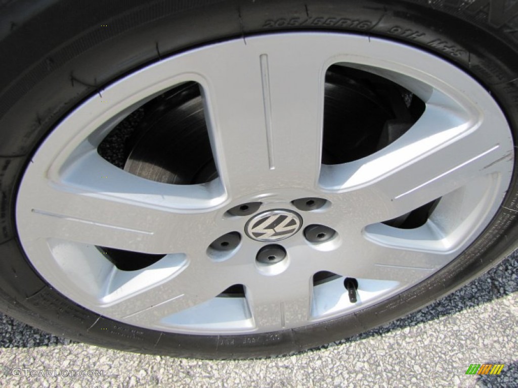 2007 Volkswagen New Beetle 2.5 Convertible Wheel Photo #53944524