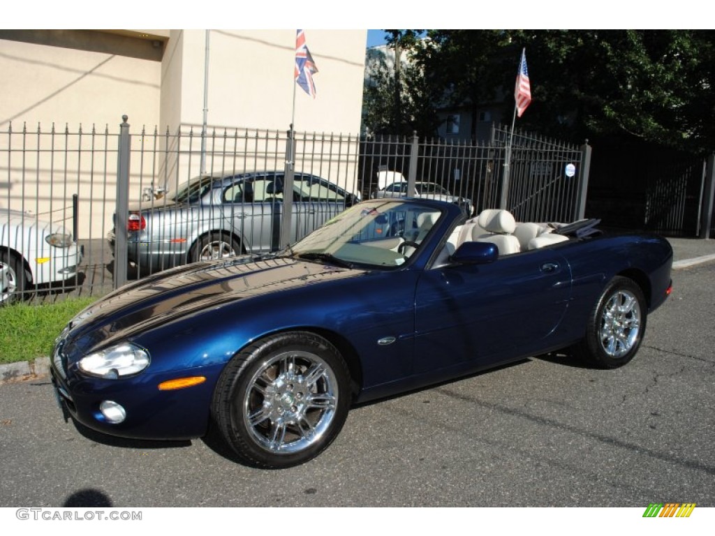 2002 XK XK8 Convertible - Sapphire Blue Metallic / Ivory photo #22