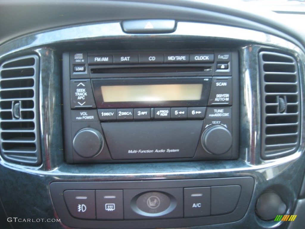 2006 Mazda Tribute s Audio System Photos