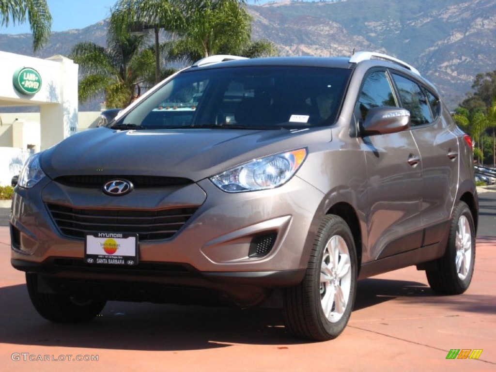 Chai Bronze Hyundai Tucson