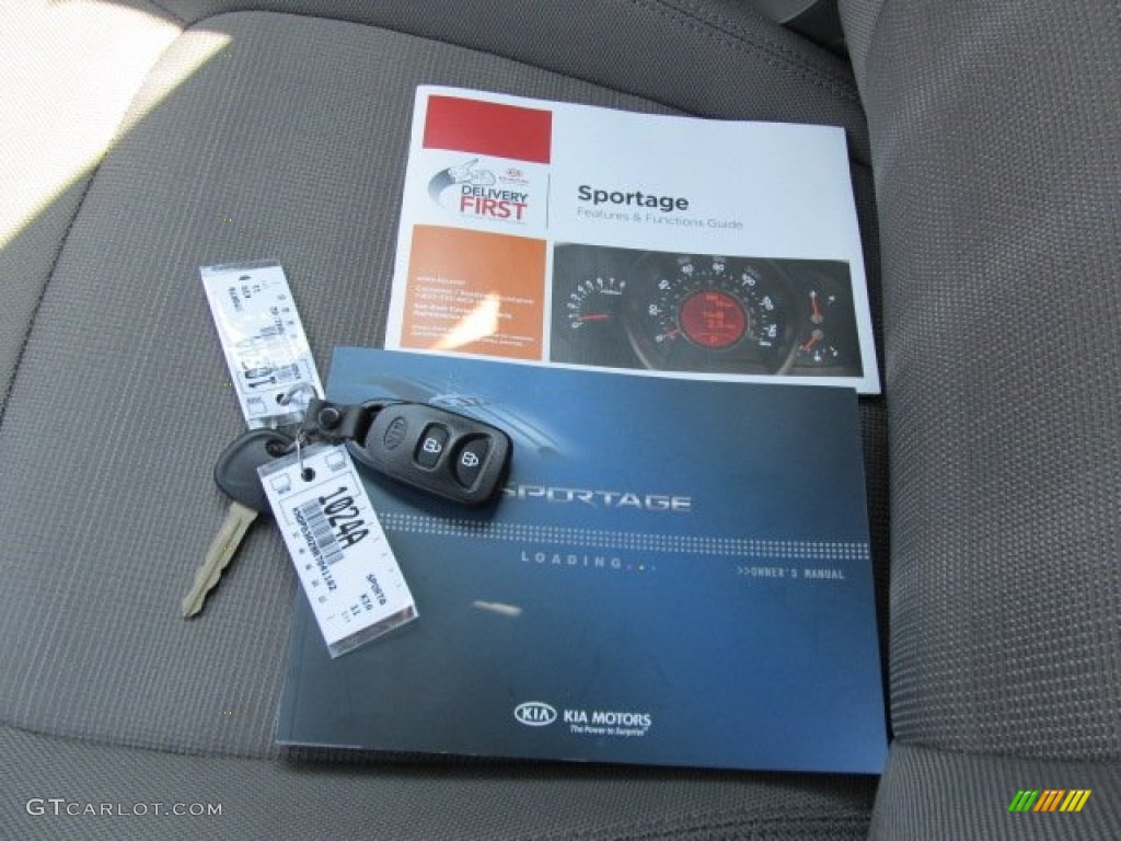 2011 Sportage LX - Bright Silver / Black photo #22