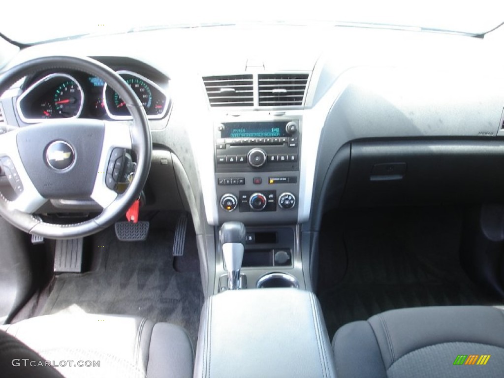 2011 Traverse LT - Black Granite Metallic / Ebony/Ebony photo #12