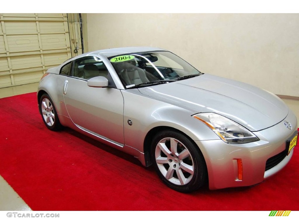 Chrome Silver Metallic Nissan 350Z