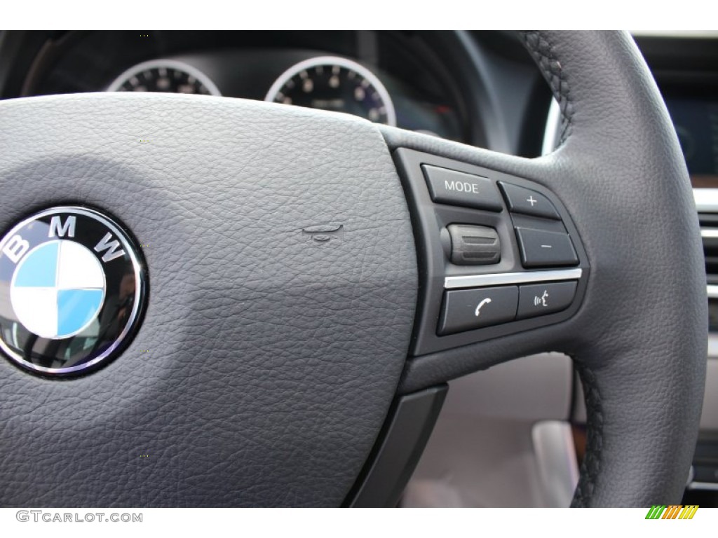 2011 BMW 5 Series 535i Gran Turismo Controls Photo #53955023